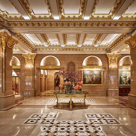 Lotte Hotel Seoul Executive Tower Екстериор снимка The lobby of the Four Seasons Hotel
